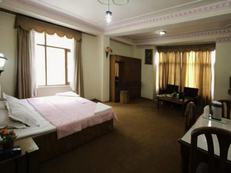 The Shivalik Hotell Manāli Eksteriør bilde